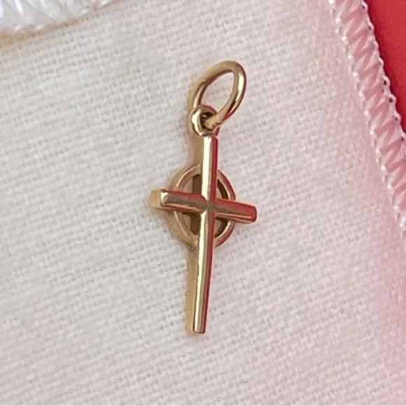 James Avery 14k yellow gold cross
